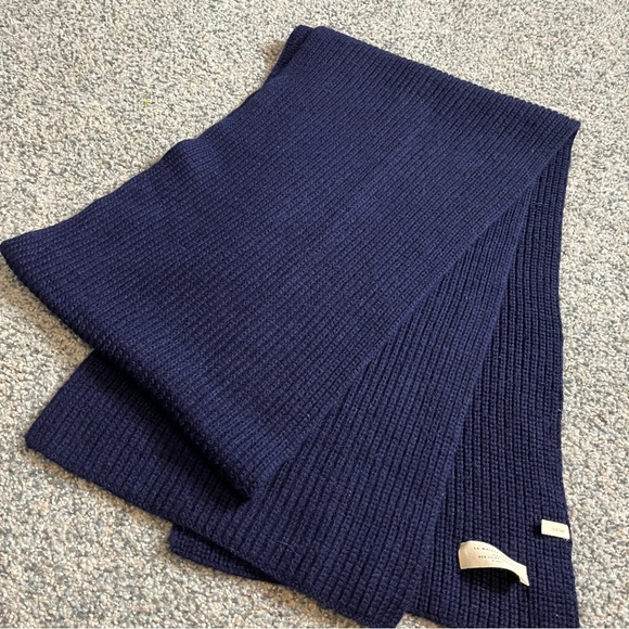 Sezane Knit Scarf Navy - Picture 2 of 8